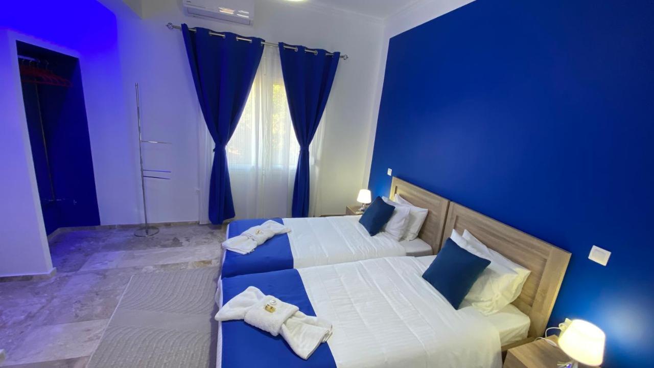 Patras Blue Suite Luaran gambar