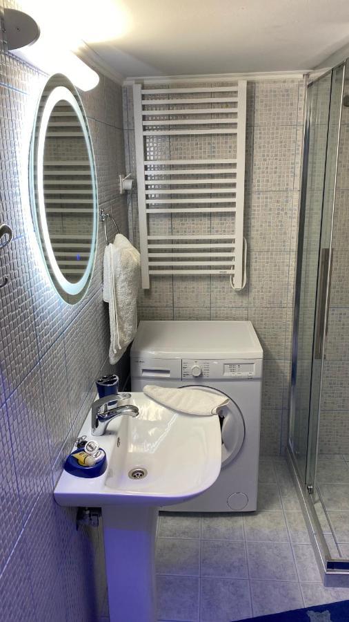 Patras Blue Suite Luaran gambar