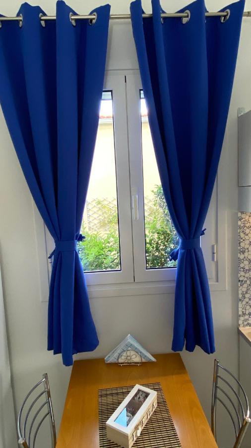 Patras Blue Suite Luaran gambar