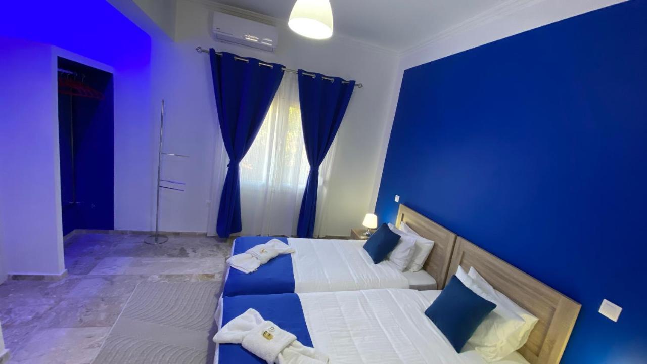 Patras Blue Suite Luaran gambar
