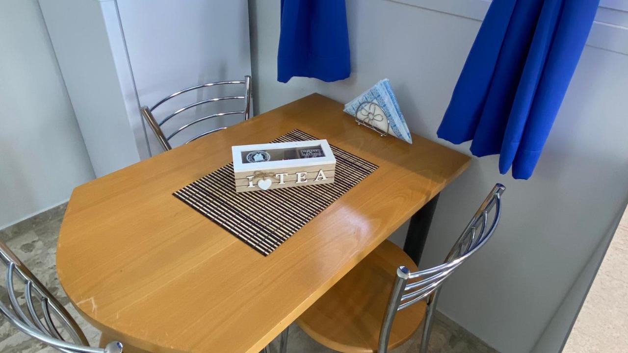 Patras Blue Suite Luaran gambar